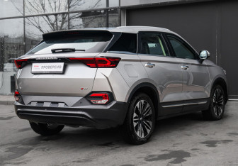 Подержанный автомобиль FAW Bestune T77 2024 года (4 фото)