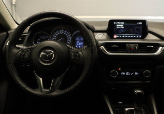 Подержанный автомобиль Mazda 6 Sedan 2015 года (8 фото)