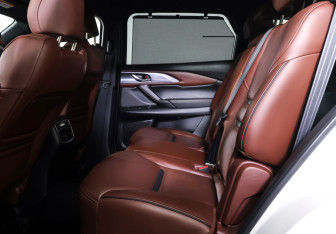Подержанный автомобиль Mazda CX-9 2019 года (12 фото)