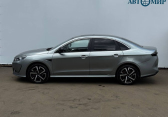 Подержанный автомобиль Kaiyi E5 2023 года (5 фото)