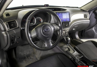 Подержанный автомобиль Subaru Impreza Hatchback 2008 года (16 фото)