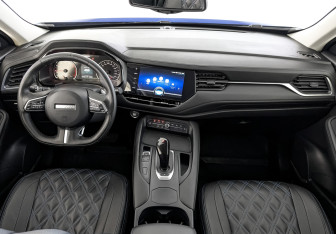 Подержанный автомобиль Haval F7 2020 года (14 фото)