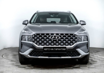 Подержанный автомобиль Hyundai Santa Fe 2021 года (2 фото)