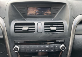 Подержанный автомобиль FAW Besturn X80 2017 года (14 фото)