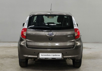 Подержанный автомобиль Datsun mi-DO 2017 года (6 фото)