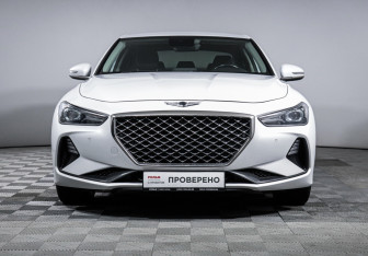 Подержанный автомобиль Genesis G70 2019 года (2 фото)