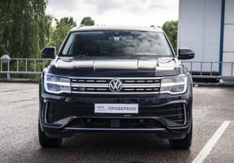 Подержанный автомобиль Volkswagen Teramont 2023 года (2 фото)