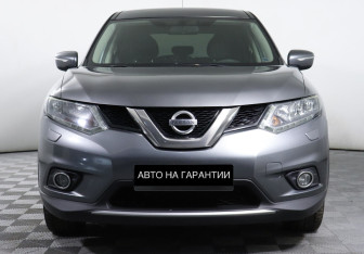 Подержанный автомобиль Nissan X-Trail 2015 года (2 фото)