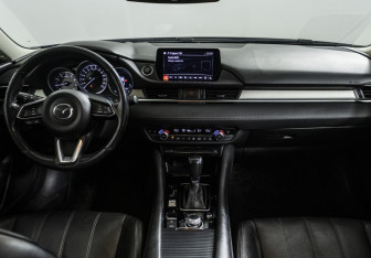 Подержанный автомобиль Mazda 6 Sedan 2019 года (13 фото)