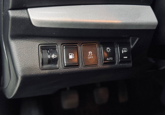 Подержанный автомобиль DongFeng DF6 2022 года (18 фото)