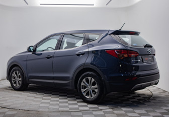 Подержанный автомобиль Hyundai Santa Fe 2013 года (3 фото)