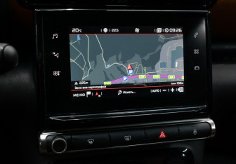 Подержанный автомобиль Citroen C3 Aircross 2018 года (19 фото)