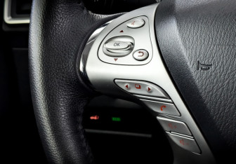 Подержанный автомобиль Nissan Murano Suv 2021 года (30 фото)