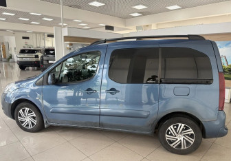 Подержанный автомобиль Citroen Berlingo 2012 года (8 фото)