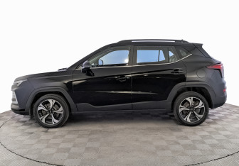 Подержанный автомобиль Москвич 3 2023 года (8 фото)