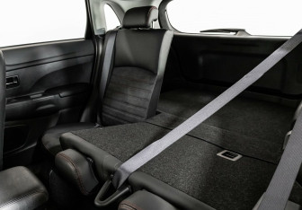 Подержанный автомобиль Mitsubishi ASX 2021 года (18 фото)