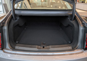 Новый Hongqi H9 2024 (8 фото)