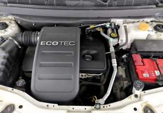 Подержанный автомобиль Chevrolet Captiva 2014 года (9 фото)