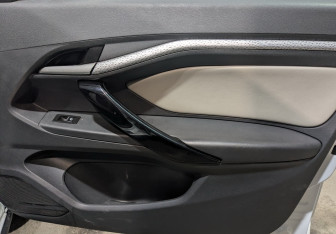 Подержанный автомобиль LADA (ВАЗ) Vesta Wagon 2021 года (14 фото)