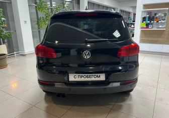 Подержанный автомобиль Volkswagen Tiguan 2014 года (6 фото)