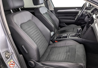 Подержанный автомобиль Volkswagen Passat Sedan 2021 года (24 фото)