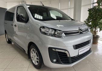 Подержанный автомобиль Citroen SpaceTourer 2019 года (3 фото)