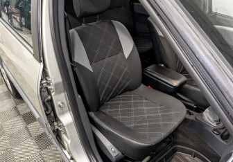 Подержанный автомобиль LADA (ВАЗ) Largus Wagon 2019 года (23 фото)