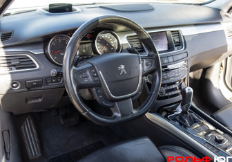 Подержанный автомобиль Peugeot 508 Sedan 2012 года (24 фото)