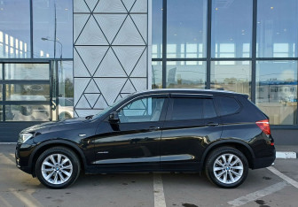 Подержанный автомобиль BMW X3 2016 года (8 фото)