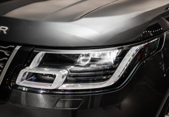 Подержанный автомобиль Land Rover Range Rover 2021 года (27 фото)