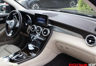 Подержанный автомобиль Mercedes-Benz GLC Coupe 2016 года (17 фото)