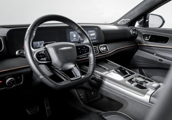 Подержанный автомобиль Jaecoo J8 2024 года (14 фото)