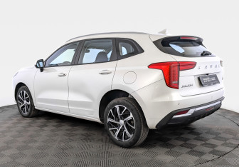 Подержанный автомобиль Haval Jolion 2022 года (7 фото)