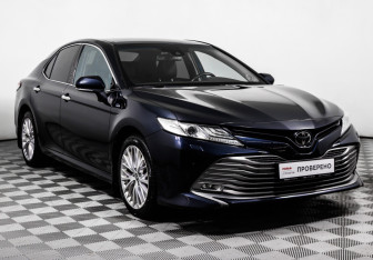 Подержанный автомобиль Toyota Camry Sedan 2020 года (3 фото)