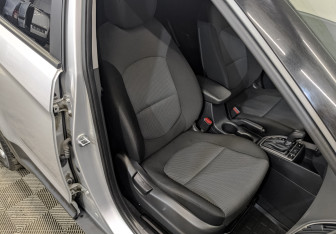 Подержанный автомобиль Hyundai Creta 2019 года (23 фото)