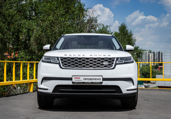 Подержанный автомобиль Land Rover Range Rover Velar 2017 года (2 фото)