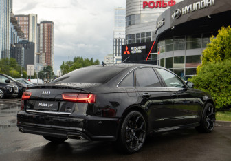 Подержанный автомобиль Audi A6 Sedan 2017 года (4 фото)