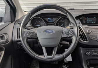 Подержанный автомобиль Ford Focus Hatchback 2018 года (22 фото)