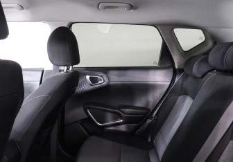 Подержанный автомобиль Kia Soul 2022 года (12 фото)