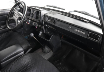 Подержанный автомобиль LADA (ВАЗ) 2105 1999 года (6 фото)