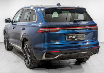 Подержанный автомобиль Geely Monjaro 2023 года (7 фото)