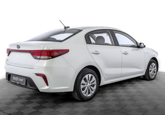Подержанный автомобиль Kia Rio Sedan 2020 года (5 фото)