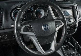 Подержанный автомобиль Changan CS35 2017 года (7 фото)