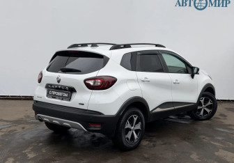 Подержанный автомобиль Renault Kaptur 2019 года (5 фото)