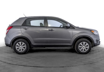 Подержанный автомобиль SsangYong Actyon 2014 года (4 фото)