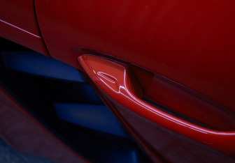 Подержанный автомобиль Porsche Cayman 2016 года (19 фото)