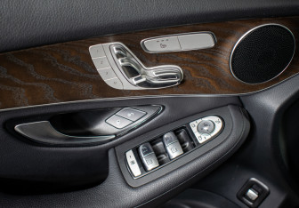 Подержанный автомобиль Mercedes-Benz GLC Coupe 2019 года (14 фото)