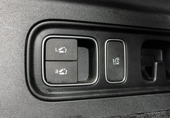 Подержанный автомобиль LiXiang L7 2024 года (27 фото)