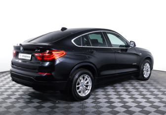 Подержанный автомобиль BMW X4 2017 года (5 фото)