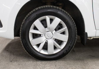 Подержанный автомобиль LADA (ВАЗ) Granta Liftback 2021 года (23 фото)